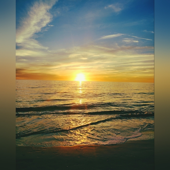 Hi, I'm Amida. - Picture 2 of 10